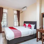 Aquina House