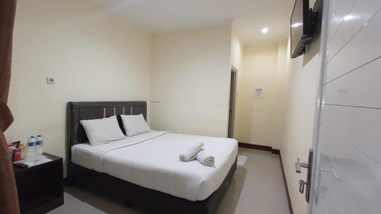 Aquina House Hotel